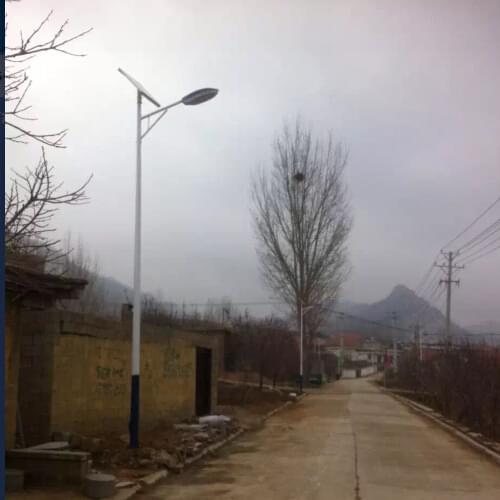 【太陽能路燈案例】湖南省懷化農村太陽能路燈道路亮化工程
